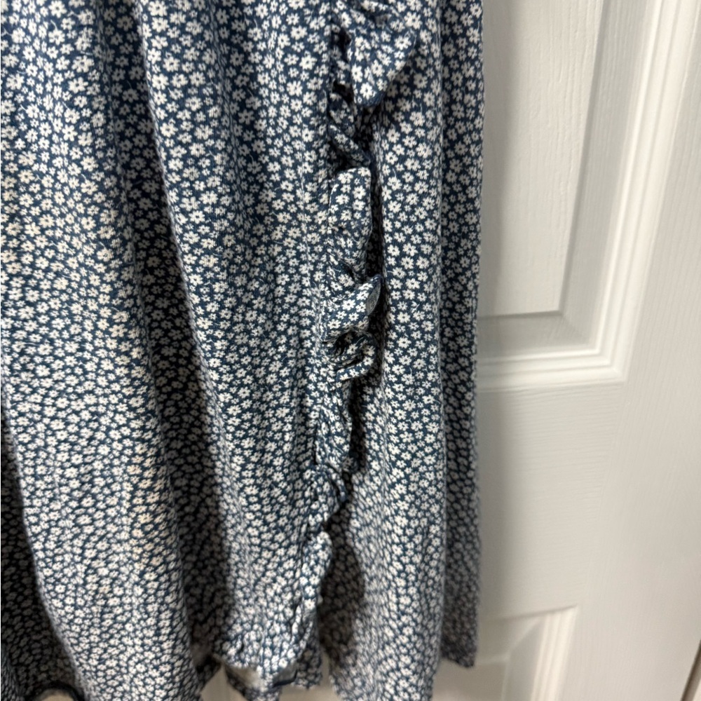 Pull&Bear Blue Floral Wrap Midi Dress - Picture 3 of 6